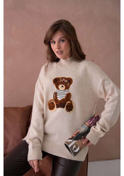 Kadın Bisiklet Yaka Nakış Detaylı Salaş Triko Kazak