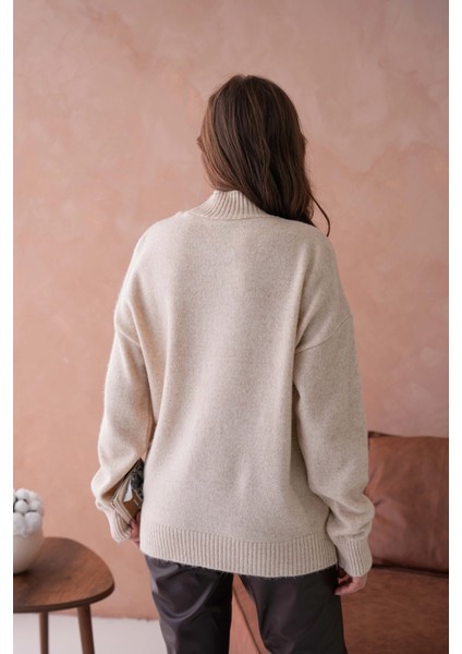 Kadın Bisiklet Yaka Nakış Detaylı Salaş Triko Kazak indirimleri