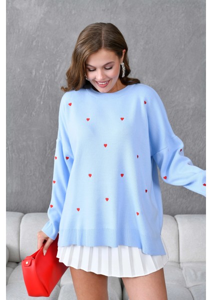 Kadın Bisiklet Yaka Kalp Işlemeli Yırtmaçlı Salaş Triko Kazak fiyatları