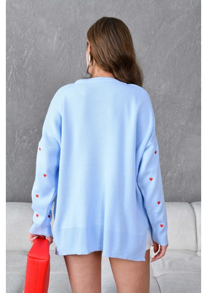 Kadın Bisiklet Yaka Kalp Işlemeli Yırtmaçlı Salaş Triko Kazak indirimleri