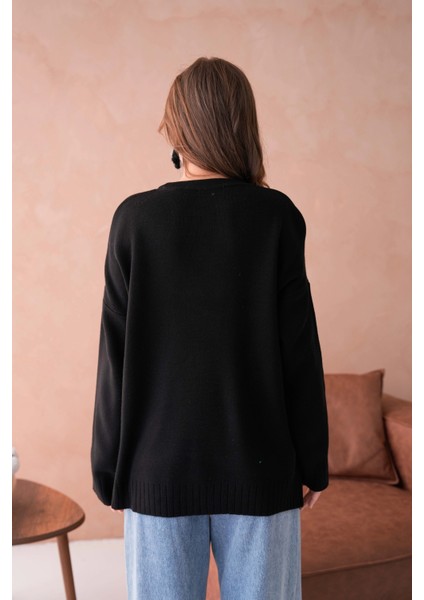 Kadın Bisiklet Yaka Aplikeli Arkası Uzun Salaş Triko Kazak indirimleri