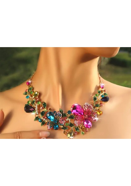 Gold Renkli Taşlı Çiçek Motifli Şık Gösterişli Kadın Kolye Küpe Set fiyatları