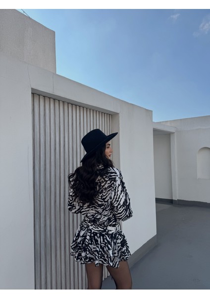 Alyaana Gömlek Yaka Mini Elbise fırsatları