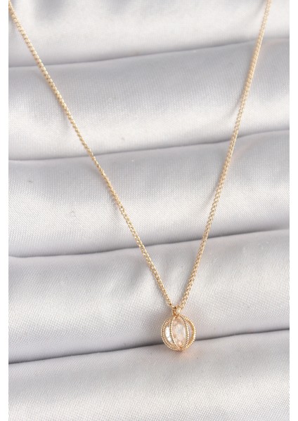 Pirinç Gold Renk Zirkon Taşlı Daire Kafes Model Kadın Kolye