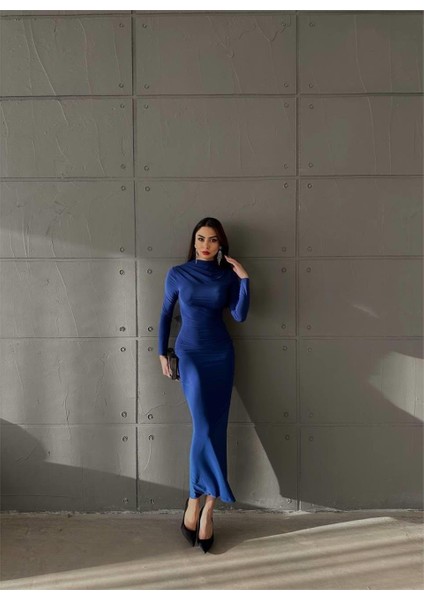 Sandy Elbise Yaka ve Bel Büzgü Detaylı - Saks