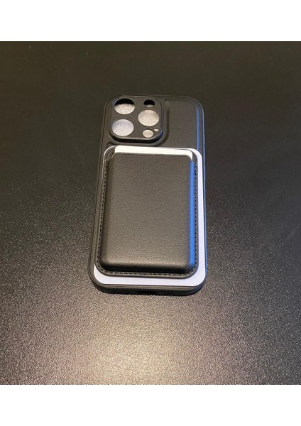 iPhone 16 Pro Uyumlu Premium Deri Magsafe Cüzdanlı Kartlıklı Kamera Çerçeve Standlı Kılıf