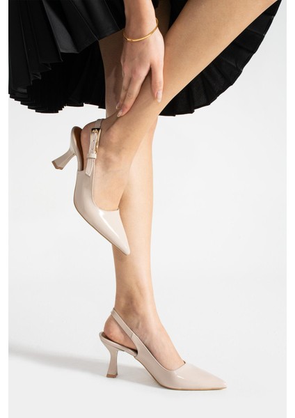 Tokalı Kadın Sivri Topuklu Ayakkabı modelleri