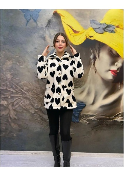Düğme Detaylı Peluş Ceket modelleri