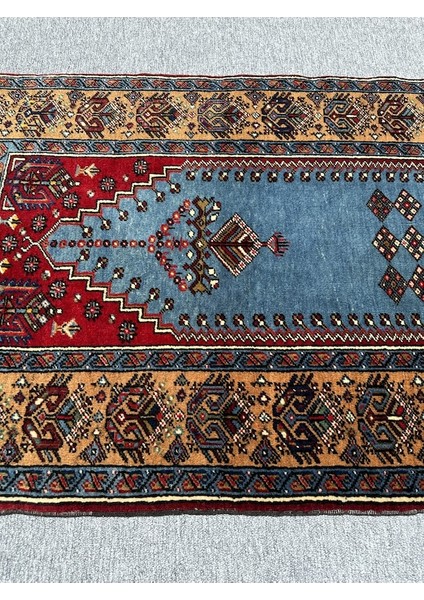 El Dokuma Özel Yahyalı Turkuaz Seccade 88 x 130 Kök Boya Yün Halı modelleri