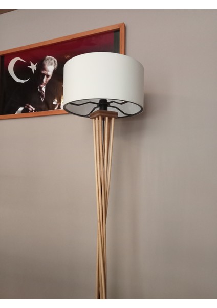 Ahşap Lambader