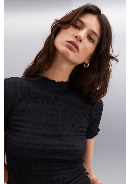 Aıvy Kadın Slim Fit Dokulu Vücuda Oturan Dokuma Siyah Etek