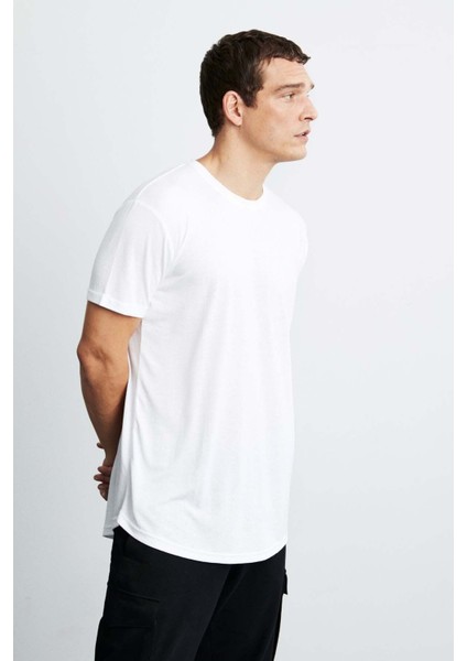 Oscar Erkek Comfort Fit Uzun Dökümlü Kumaş Beyaz T-shirt