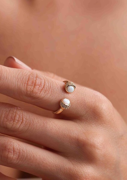 14 Ayar Altın Opal Glow Yüzük