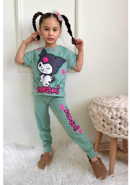 Kız Çocuk Desenli Kısa Kollu Pijama Takımı