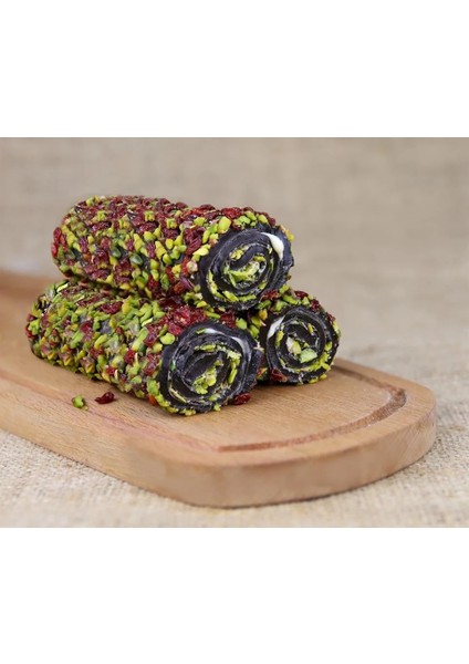 Zereşk Üzüm & Antep Fıstık Kaplı Böğürtlen Aromalı Antep Fıstıklı Sarma Lokum