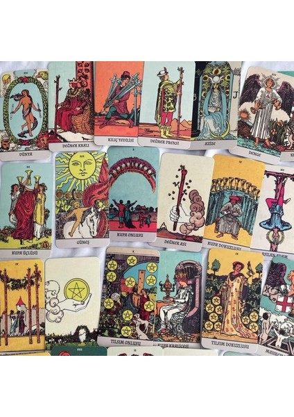 Borderless Klasik Tarot Kartları ve Başlangıç Tarot Kitabı fırsatları