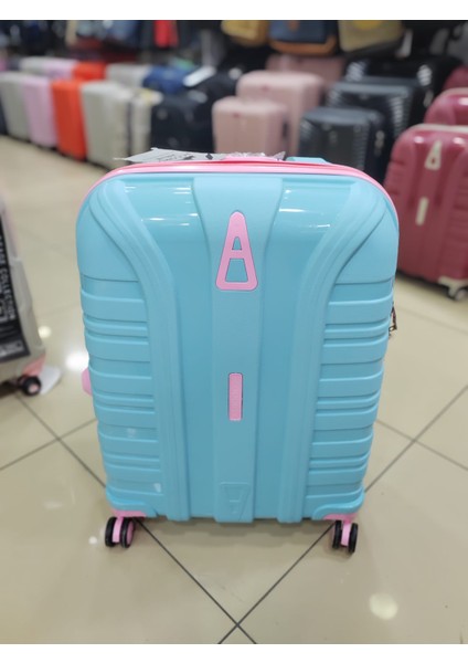 Accord Pp Kırılmaz Slikon Büyük Boy Valiz