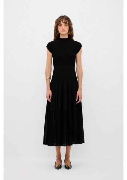 Fitil Detaylı Boğazlı Triko Elbise Siyah 12444339000