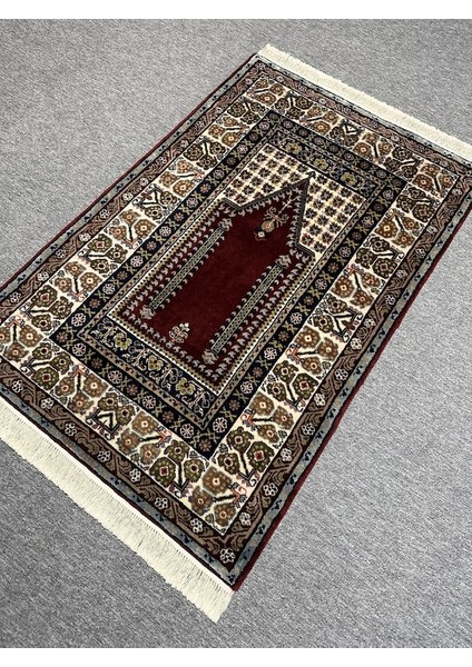 El Dokuma Yün Ipek Seccade 90X135 Kırmızı Kayseri Namazlık