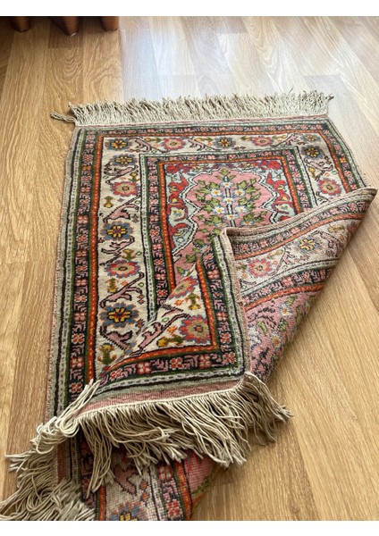 62 x 93 cm Küçük Şık Halı, Eşsiz Desenli Anadolu Kilimi, Çiçek Desenli El Dokuma Yün Halı, Salon ve Ofis Için Özel Halı fırsatları