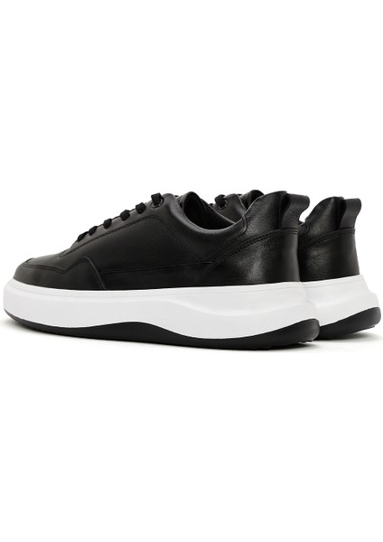 Erkek Siyah Bağcıklı Deri Sneaker 25SFD660618