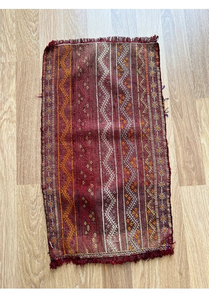 46 x 80 cm Küçük Geometrik Desenli Kırmızı Turuncu Vintage Kilim, El Yapımı Anadolu Yün Halısı, Ev si fiyatları