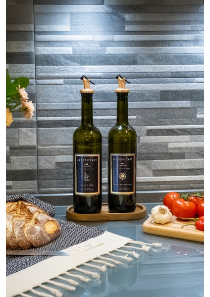 Ahşap Stantlı Amber Siyah Gold 2'li 750 ml Zeytinyağı Sıvıyağ Şişesi indirimleri