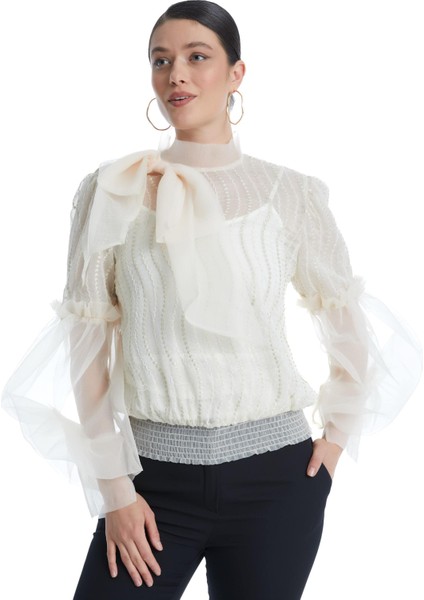 Desenli Transparan Kadın Bluz - Fiyonk Detaylı - Balon Kollu - Modern ve Şık Tasarım - Özel Gün ve Davet Için Bluz modelleri