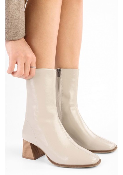 Kadın Talve Bej Parlak Küt Burunlu Topuklu Bot indirimleri