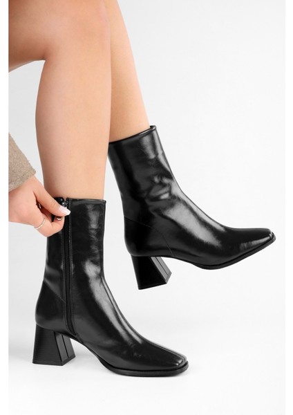 Kadın Talve Siyah Parlak Küt Burunlu Topuklu Bot modelleri
