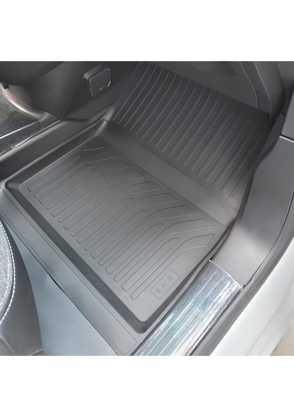 Toyota Proace City Panelvan 4d Havuzlu Paspas (Ön 2 Parça) 2024 Model ve Sonrası