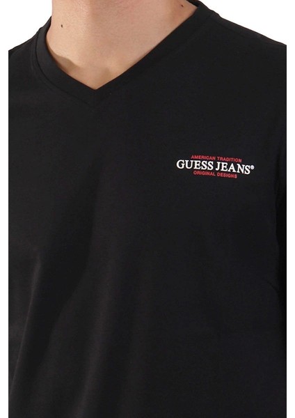 Guess Erkek Slim Fit Siyah Kısa Kollu Tişört fırsatları