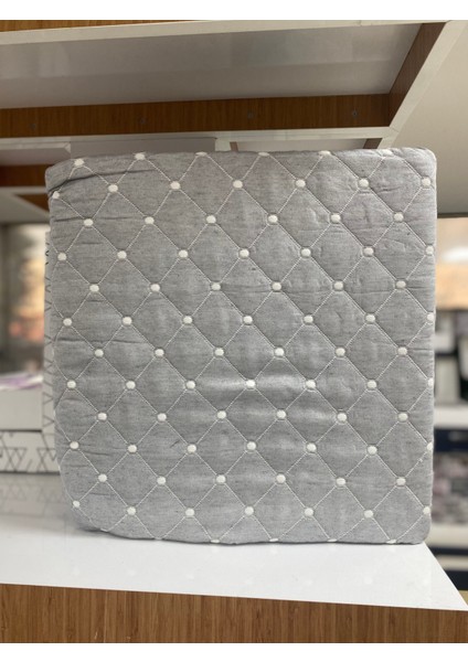 My Bed Home Jakar Kapitoneli 3 Parça Çift Kişilik Çift Taraflı Yatak Örtüsü