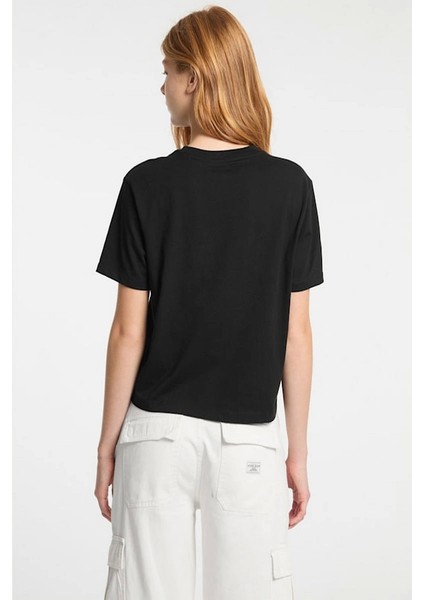 Kadın Crop Boxy T-Shirt Nakış Işlemeli Siyah