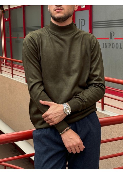 Erkek, Slim-Fit, Old Money, Yarım Boğazlı Triko Kazak PLTK01