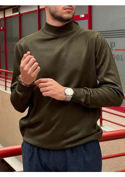 Erkek, Slim-Fit, Old Money, Yarım Boğazlı Triko Kazak PLTK01