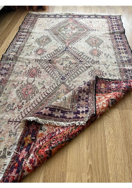 110 x 185 cm Bohem Stili Türk Kilim, Hayvan Desenli El Dokuma Kilim, Harika Kondisyonlu Ev & Ofis Kilim modelleri