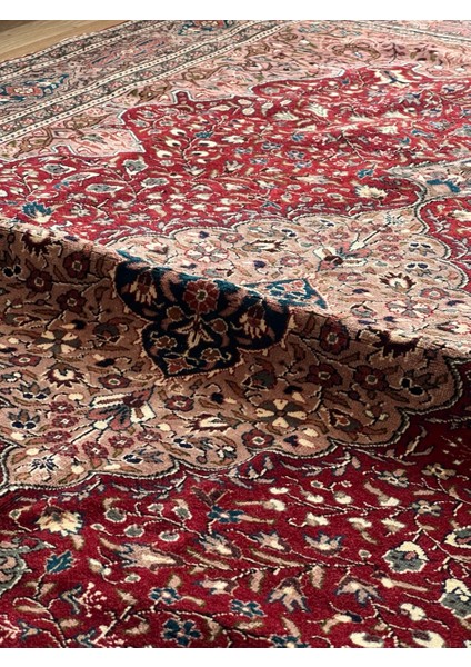 193X293 cm Büyük Boy Türk El Dokuma Halı, Kırmızı Renkli Çiçek Desenli, Harika Ev ve Ofis Dekoru modelleri