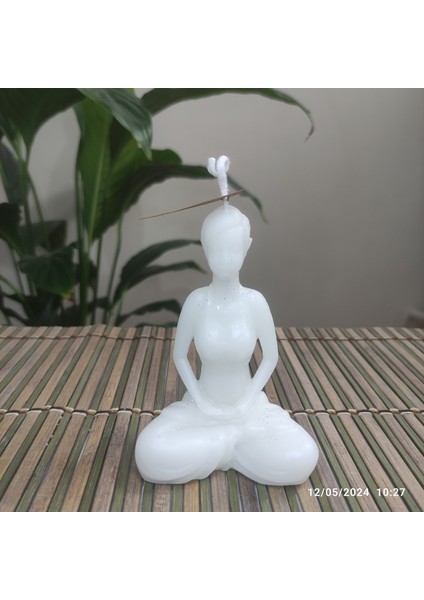 Organik Kokulu Yoga Figürlü Dekoratif Bitkisel Mum