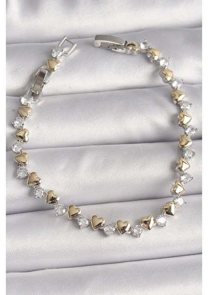 Pirinç Gümüş Renk Zirkon Taşlı Gold Kalpli Vıp Seri Kadın Bileklik