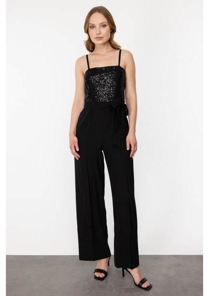 Ip Askılı Pul Işlemeli Tulum