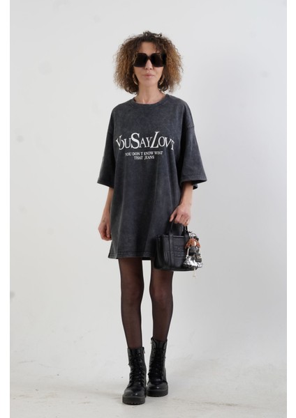 Antrasit You Say Love Baskılı Soluk Efektli Oversize Tshirt fiyatları