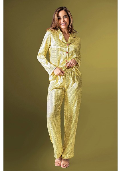 Kadın Sarı Desenli Önden Düğmeli Saten Pijama Takımı 2200