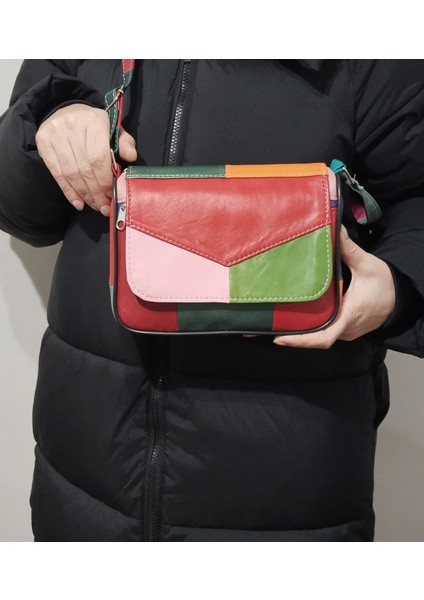 Deri Kadın Çanta (22CM x 16CM)