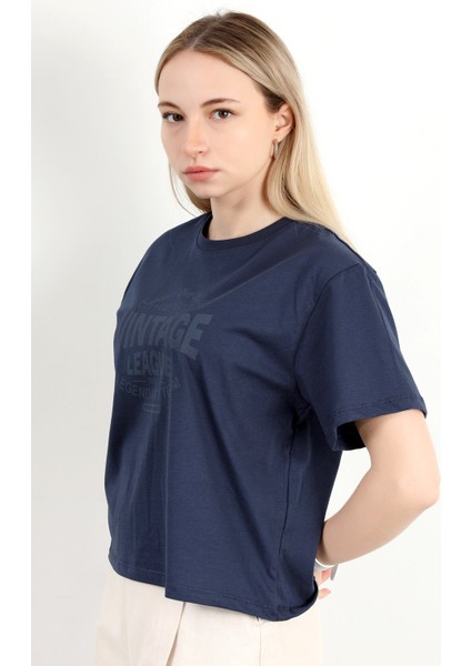 Kadın Bisiklet Yaka Vintage Baskılı T-Shirt Lacivert - 925021 indirimleri