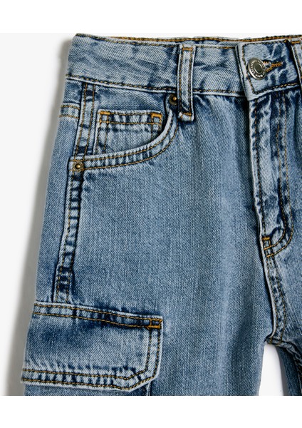 Kapaklı Cep Detaylı Pamuklu Oversize Denim Şort