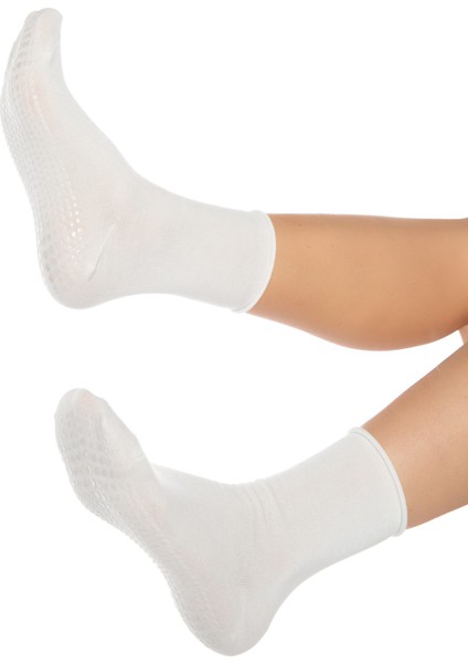 Bambu Kaydırmaz Taban Silikonlu Hac Umre Tavaf Hamile Pilates Yoga Lastiksiz Beyaz Çorap