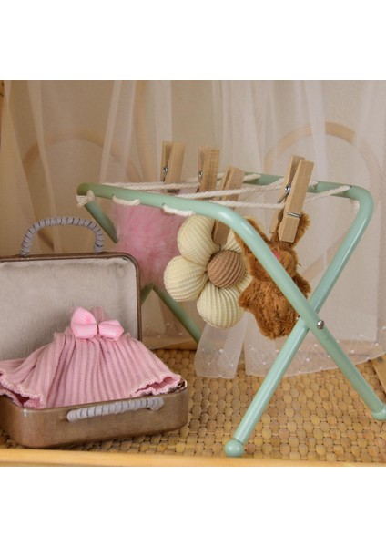 Dollhouse Giysileri Kurutma Raf Demir Model Sahne Dekorasyonu Için Clothpins ile (Yurt Dışından) fiyatları