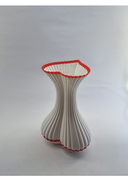 Romantik Kalp Vazo: Aşkı Yansıtan Tasarım 3D Baskı