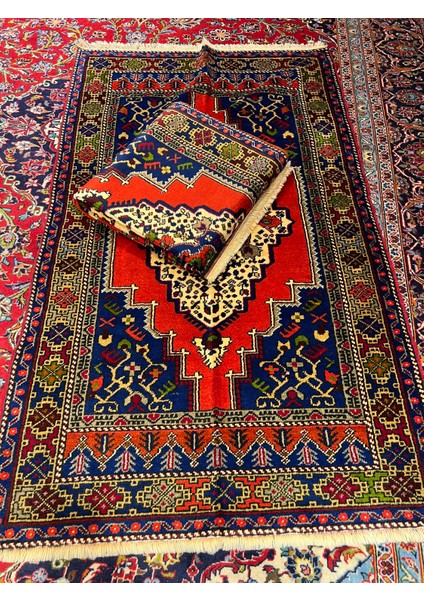 El Dokuma Taşpınar Halısıdır Ebat 184 x 110